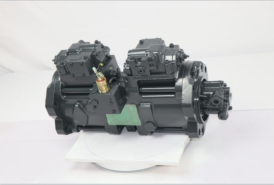 SK200 6 ショベルメインポンプ