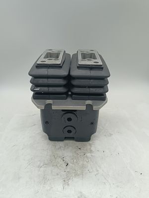 SK200-8 フットパイロットバルブアセンブリ YN30V00105F2 建設機械部品
