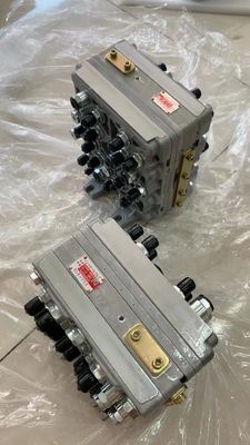 合金鋼の掘削機の予備品4486321 4470661 4645278信号油圧弁