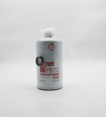 FS1212 掘削機のエア フィルター自動トラックのディーゼル エンジン部品燃料要素